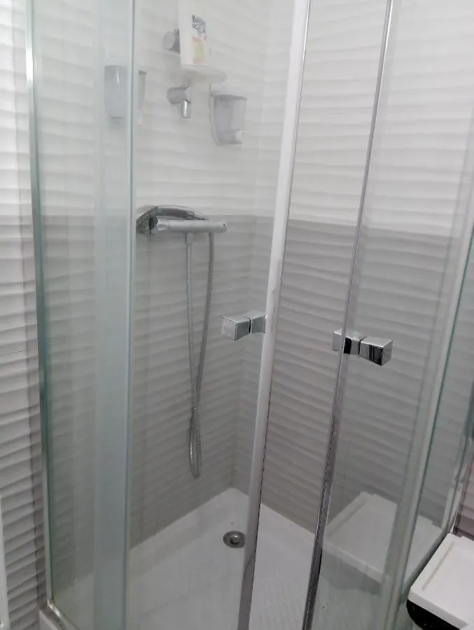 L & D Chambre D'Hote Paris 5*,