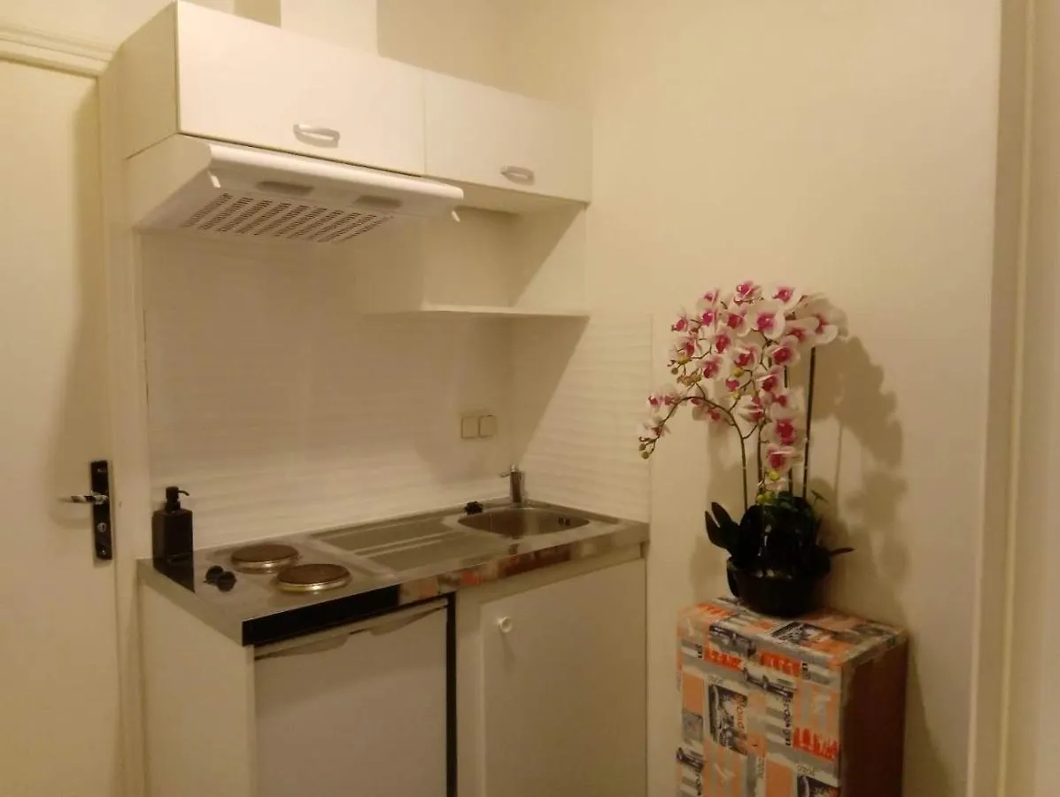 L & D Chambre D'Hote Paris