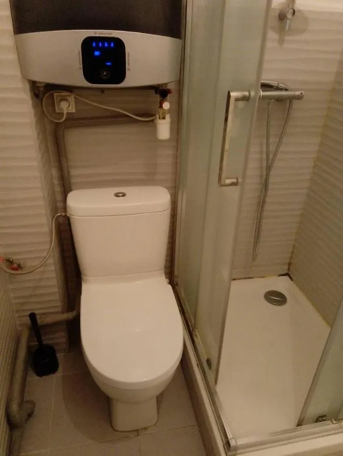 L & D Chambre D'Hote Paris Bed & Breakfast